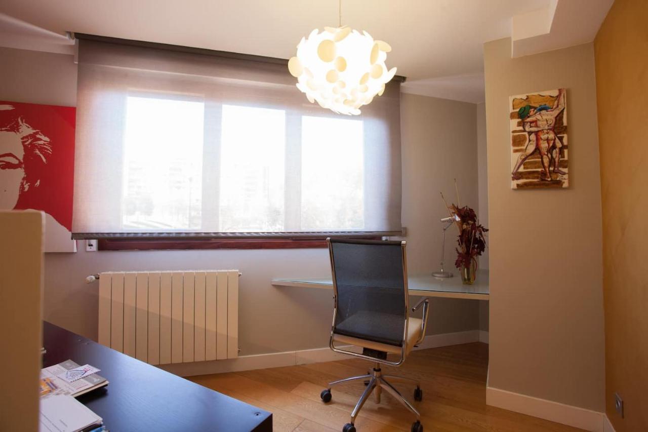 Apartamento Piso moderno, céntrico y con garaje gratis Bilbao Exterior foto