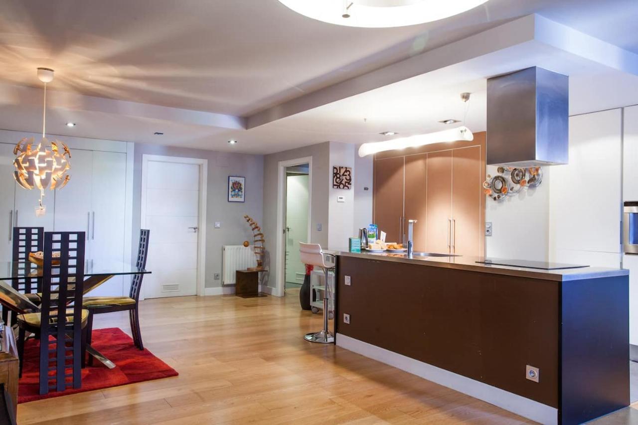 Apartamento Piso moderno, céntrico y con garaje gratis Bilbao Exterior foto