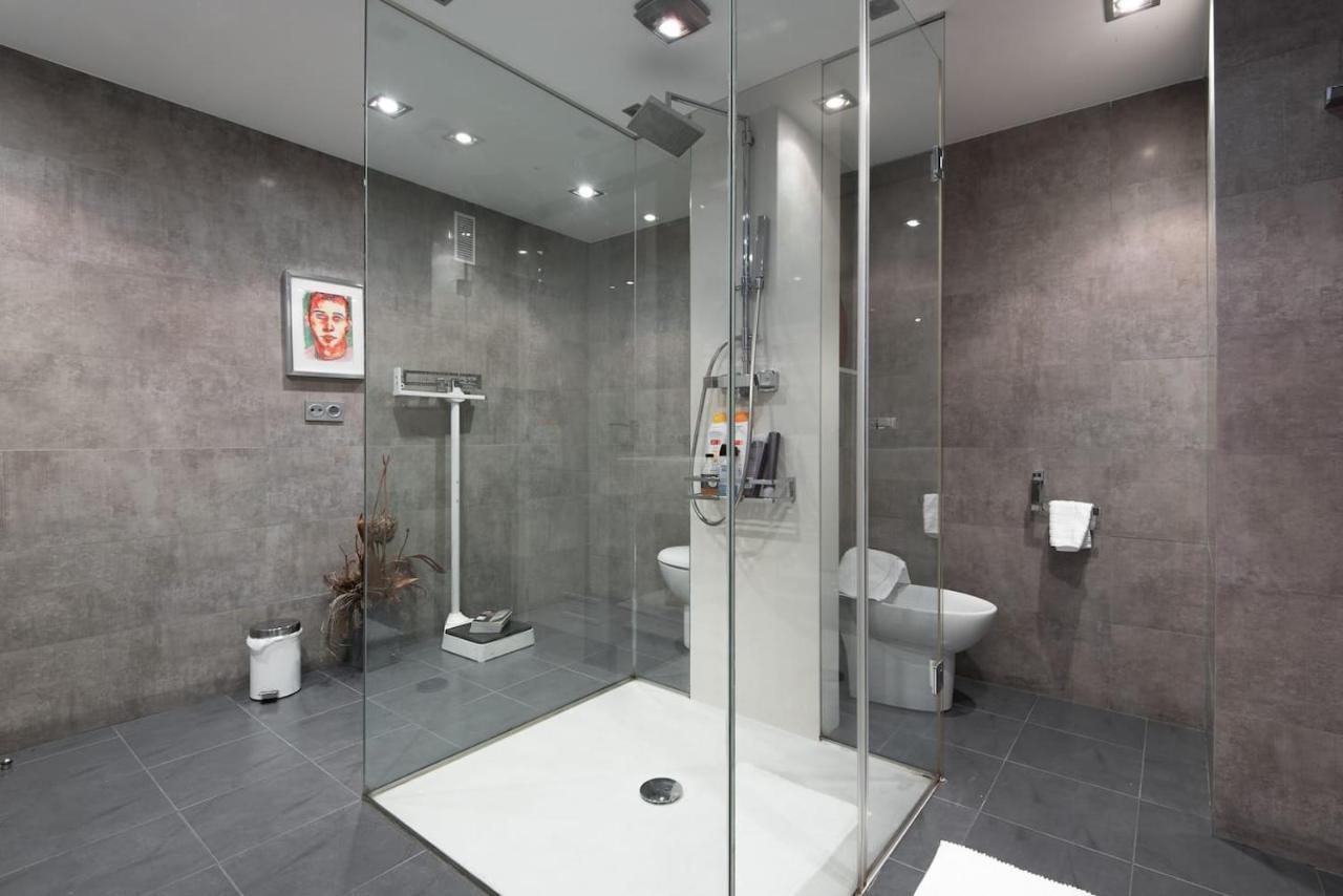 Apartamento Piso moderno, céntrico y con garaje gratis Bilbao Exterior foto