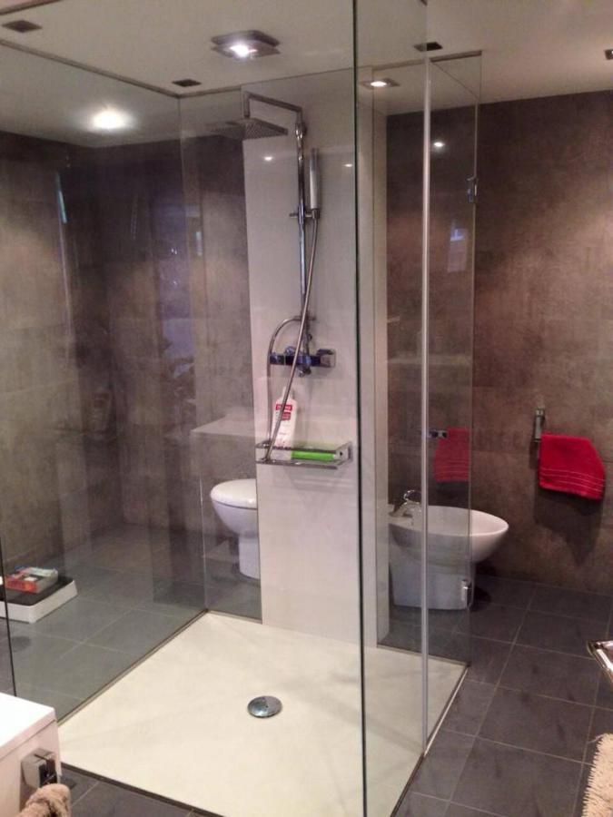 Apartamento Piso moderno, céntrico y con garaje gratis Bilbao Exterior foto