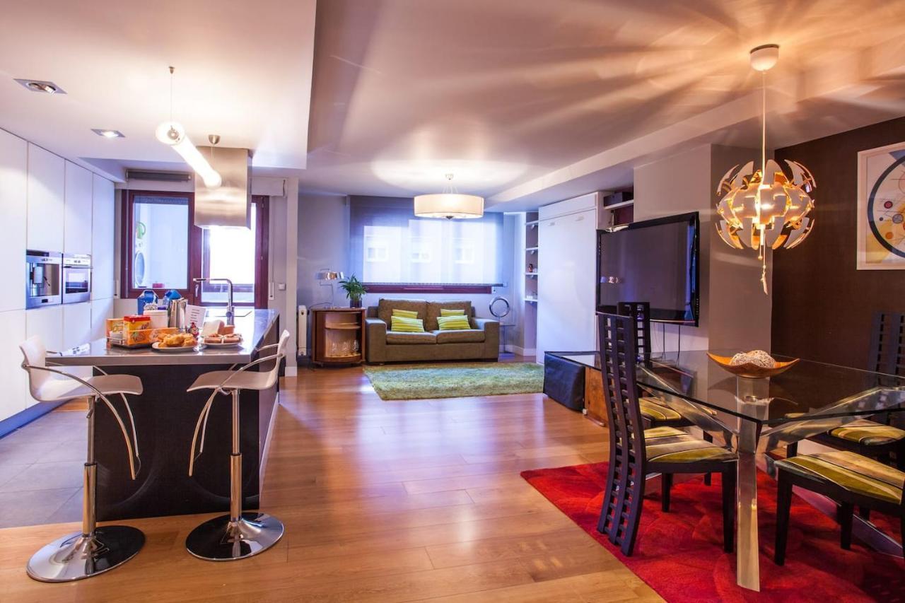 Apartamento Piso moderno, céntrico y con garaje gratis Bilbao Exterior foto